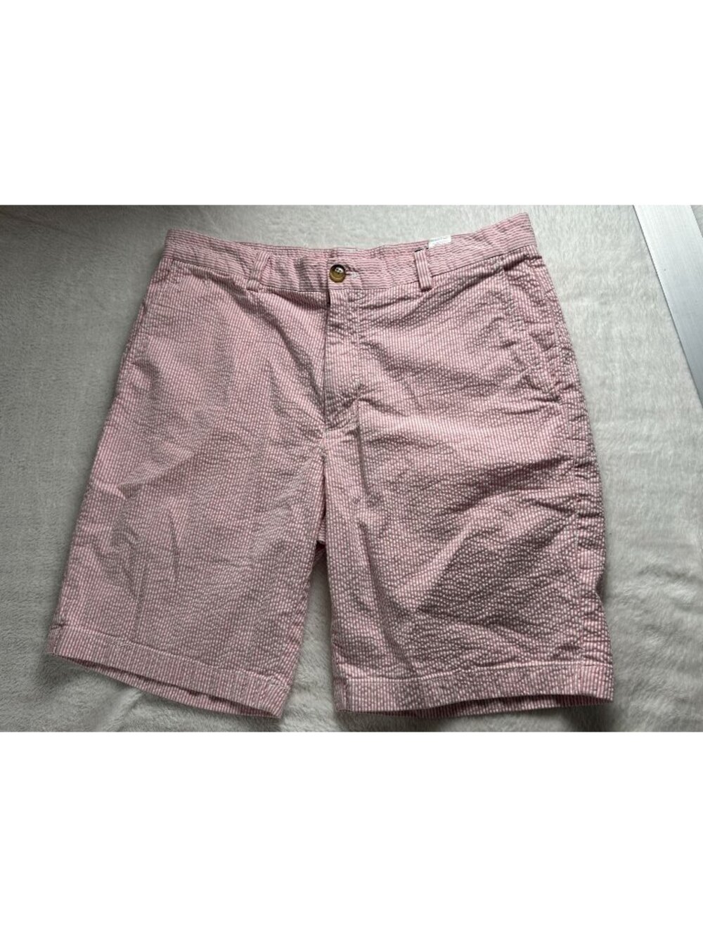 Vineyard Vines Pink & White Striped Seersucker Breaker Shorts Mens Size 32